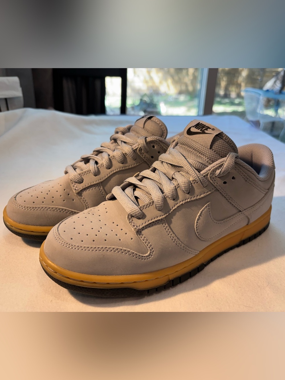 Nike Men’s Low-Top Sneakers in Gray with Yellow and Black Sole